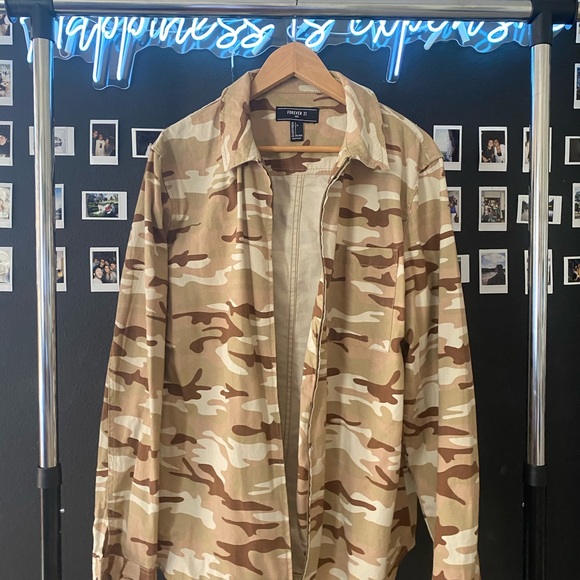 Camo Jacket - Picture 2 of 3